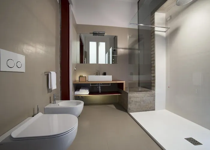 Atypical 招待所 4*